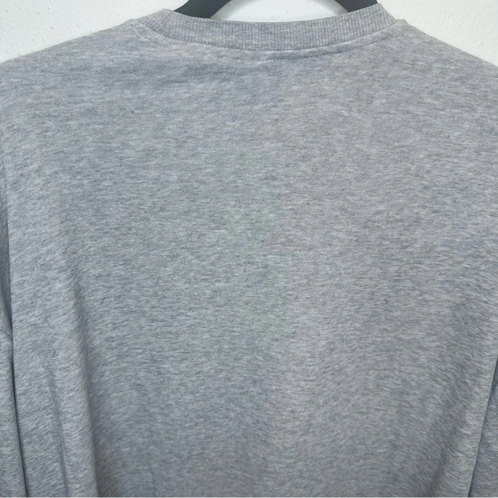 Adidas Gray Split Hem Crew Sweatshirt Size Medium - Picture 5 of 11